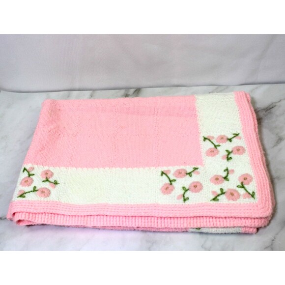 Vintage Baby Blanket Pink Flowers White Beautiful Intricate Knit - Picture 2 of 12
